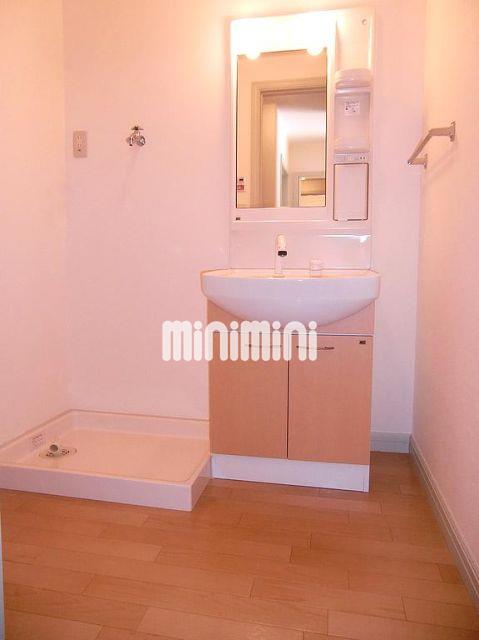 洗面設備　独立洗面台付きの洗面所