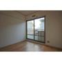 居室・リビング　同じ建物の別の部屋