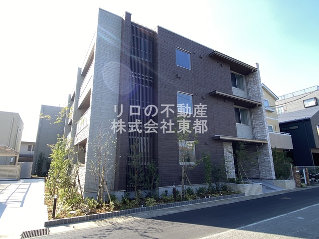 川崎市多摩区菅のマンションの建物外観