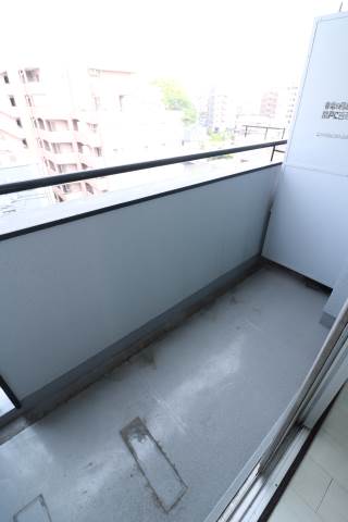 【福岡市中央区笹丘のマンションのバルコニー】