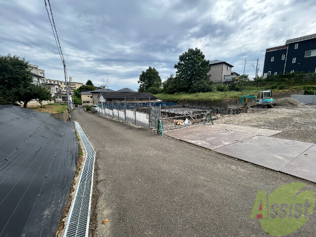 【塩竈小松崎弐番館の駐車場】