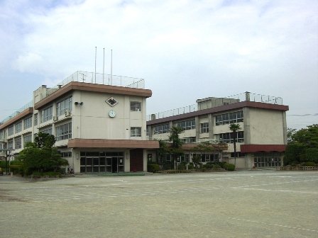 【エスポワール日吉IIIの小学校】