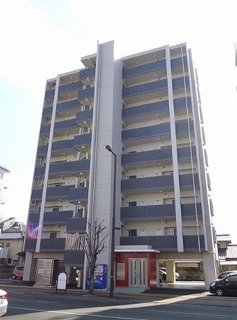 【熊本市中央区菅原町のマンションの建物外観】