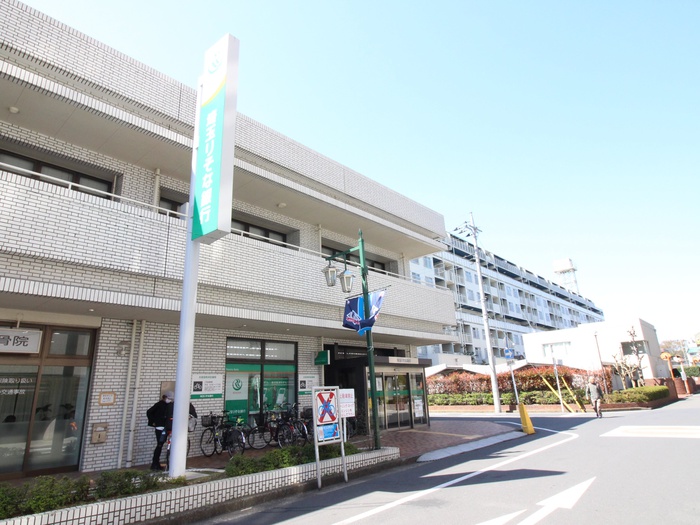 銀行　りそな銀行（銀行）まで790m