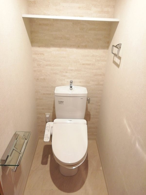 トイレ　※別部屋のお写真になります