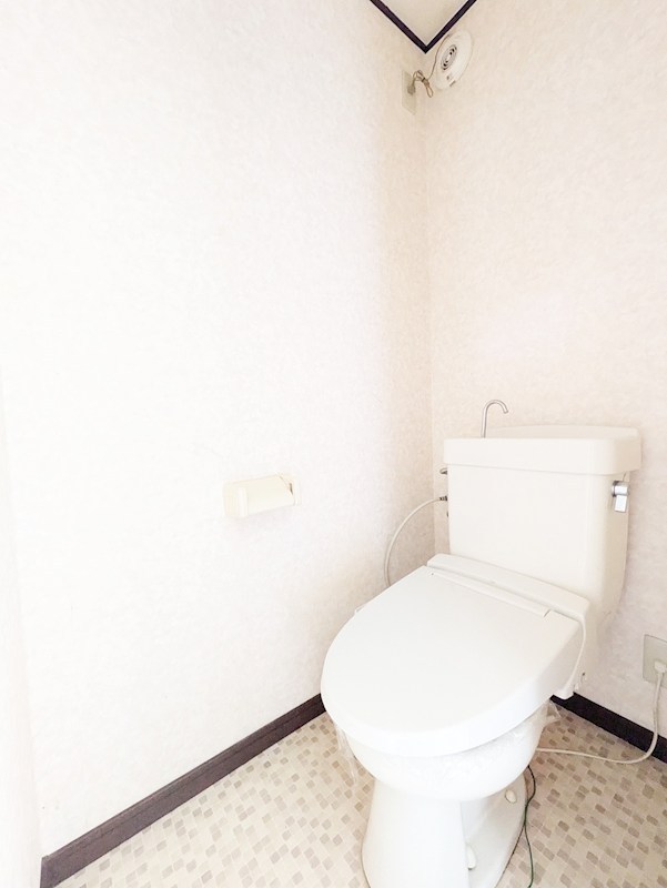 トイレ　シャワートイレ