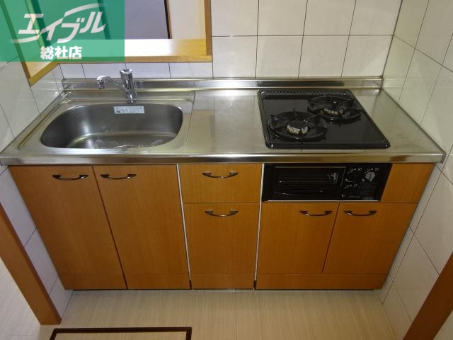 キッチン　２口コンロ