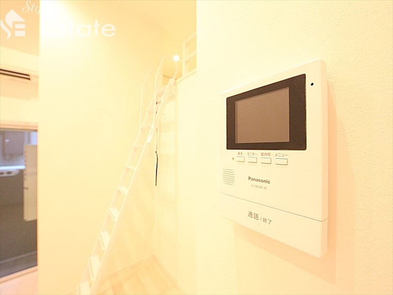 セキュリティ　モニター付きインターホン