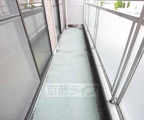 バルコニー　このスペースは嬉しいですね