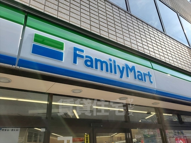 コンビニ　ファミリーマート　高槻三島江（コンビニ）まで284m