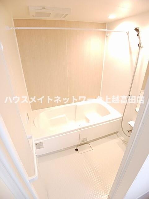 バス・シャワールーム　浴室１坪（追焚機能付）