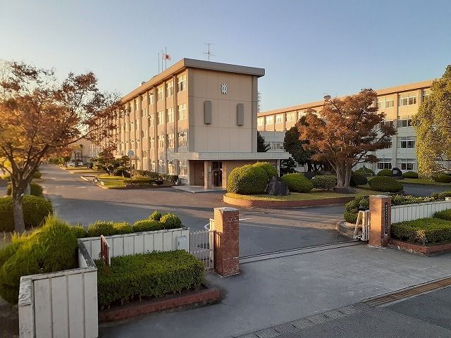 高校・高専　半田東高等学校（高校・高専）まで400m