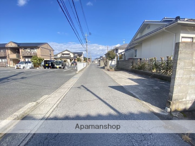 その他　前面道路（その他）まで0m