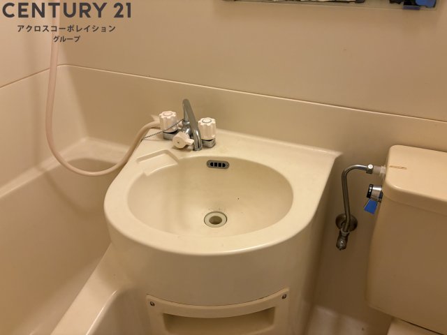 洗面設備　浴室に洗面台があります