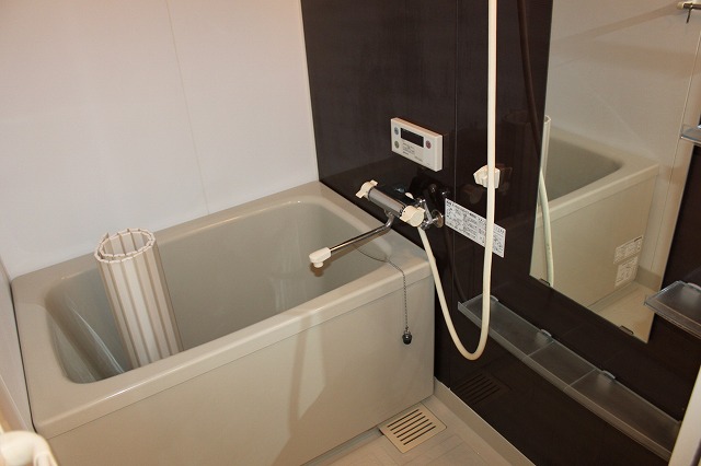 バス・シャワールーム　浴室