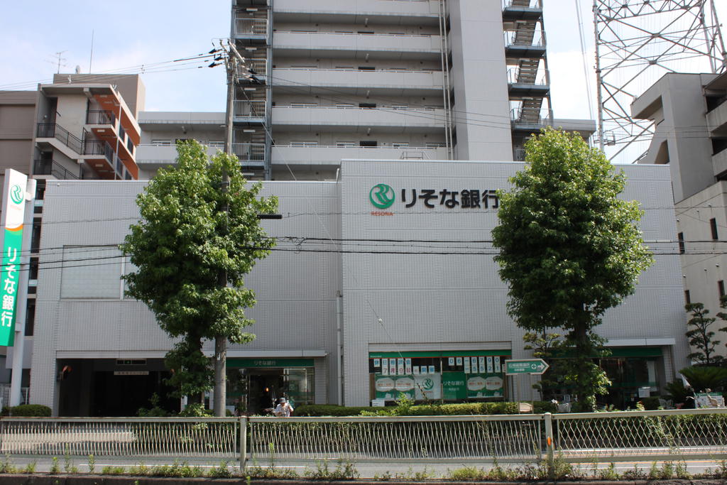 銀行　りそな銀行長吉支店（銀行）まで328m