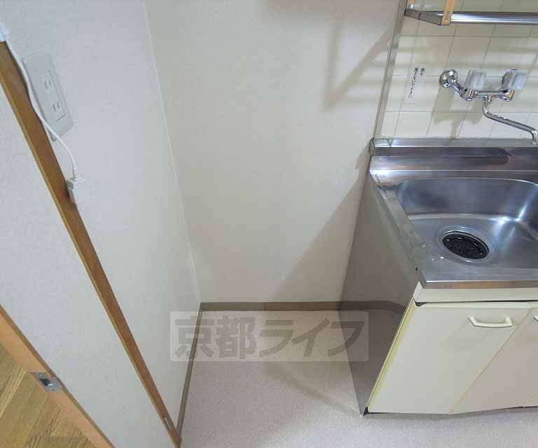 その他設備　キッチン横に冷蔵庫設置可能です