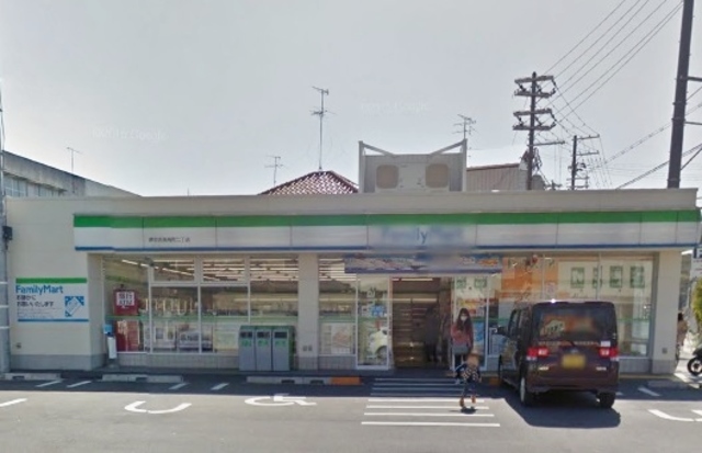 コンビニ　ファミリーマート堺百舌鳥梅町（コンビニ）まで270m