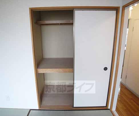 収納　たっぷり収納できる押入れ