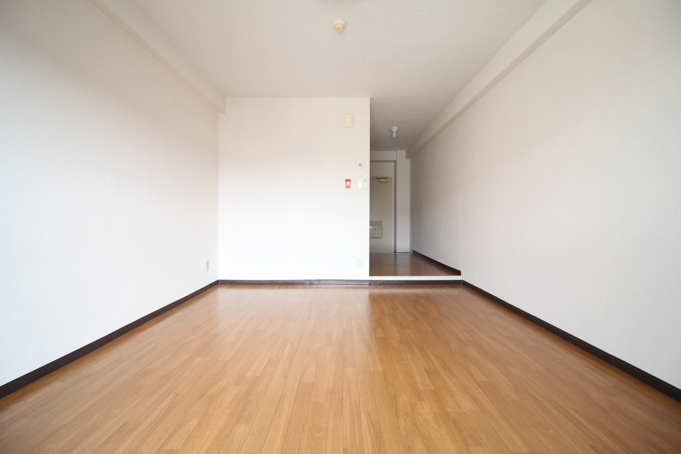 居室・リビング　7帖の洋室♪