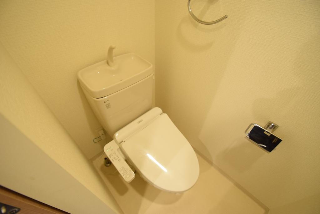 トイレ　シャワー付トイレ