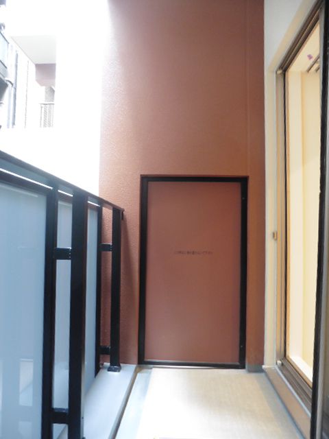 バルコニー　※別部屋の参考写真です。