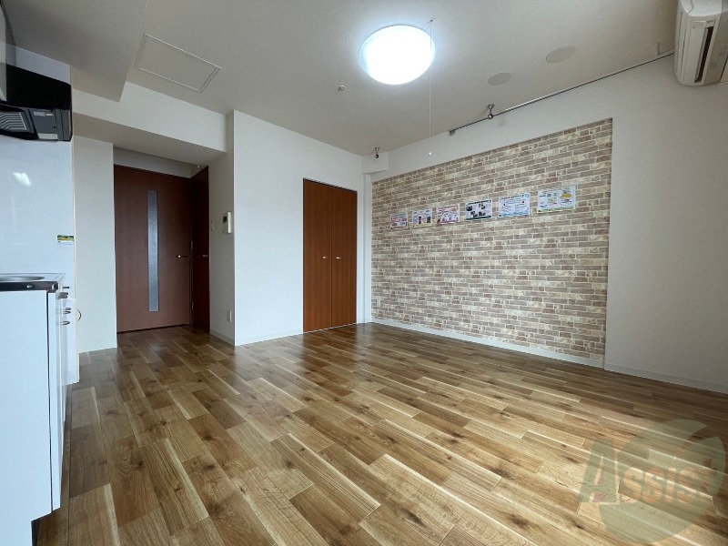 その他部屋・スペース　こちらのお部屋は光が差し込む、温かみのあるお部屋です。