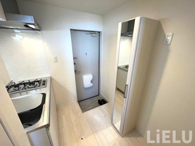 玄関　同施工会社施工物件の参考写真になります※現況優先