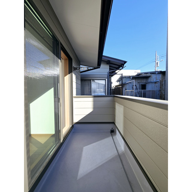 バルコニー　バルコニー