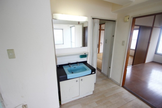 洗面設備　※別部屋の写真です