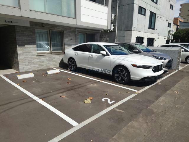 駐車場　駐車場