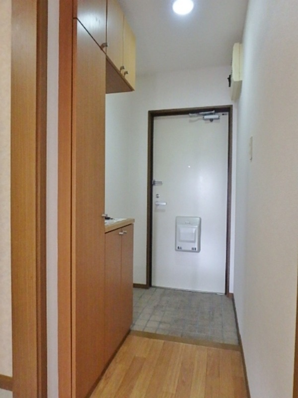 玄関　図面と現状に相違がある場合には現状を優先