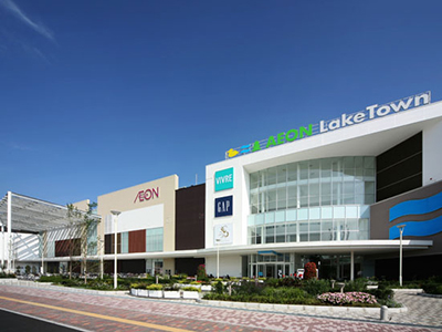 銀行　みずほ銀行 イオンレイクタウンKAZE出張所（銀行）まで1777m