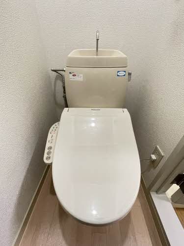 トイレ　トイレ