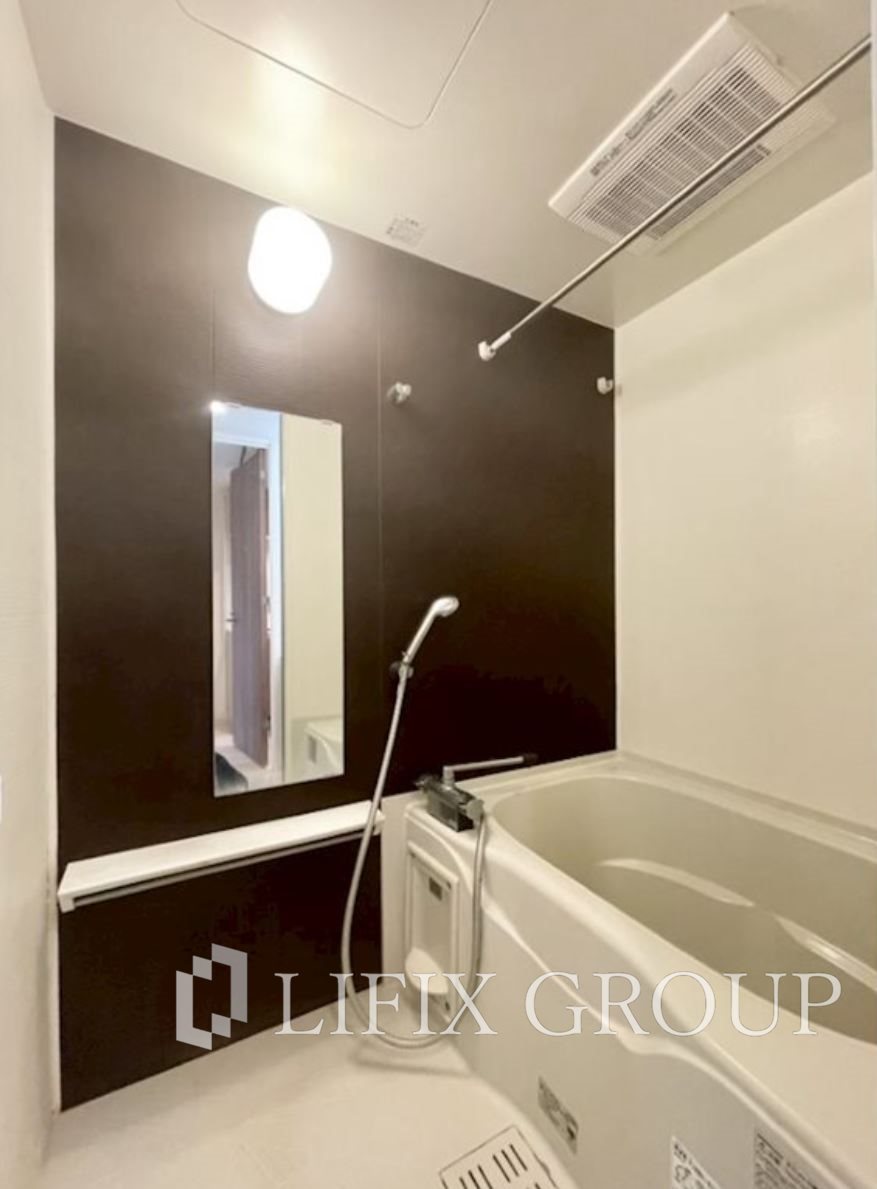 バス・シャワールーム　風呂