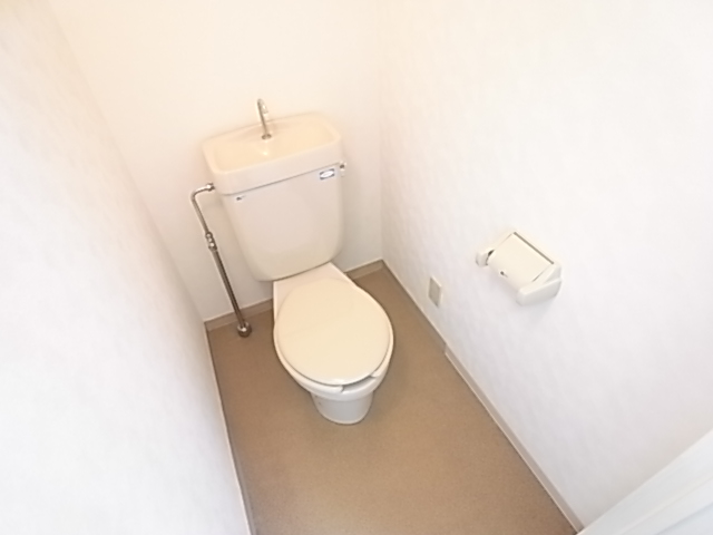 トイレ　ゆったりとした空間のトイレです