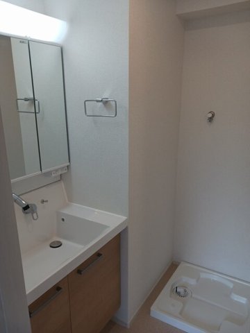 洗面設備　忙しい朝には欠かせない洗面所です