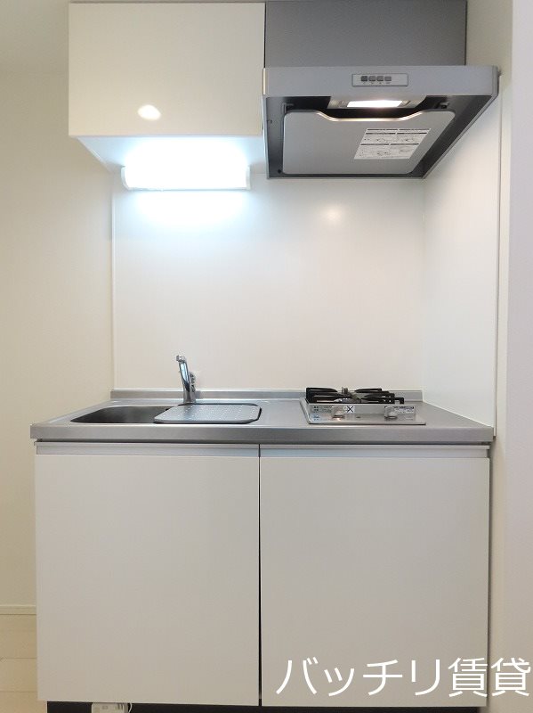 キッチン　同型タイプの為、現状を優先致します。