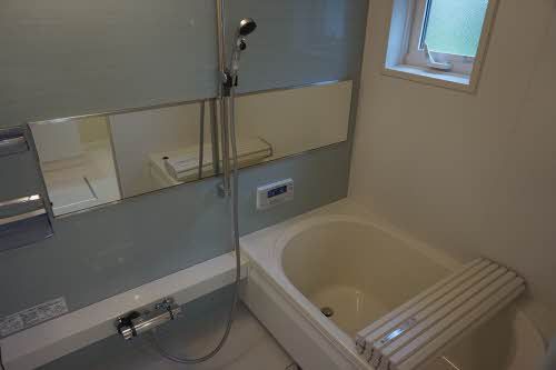 バス・シャワールーム　浴室