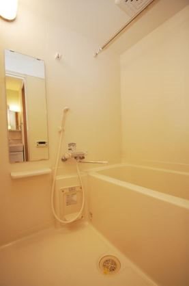 バス・シャワールーム　別部屋参考写真。