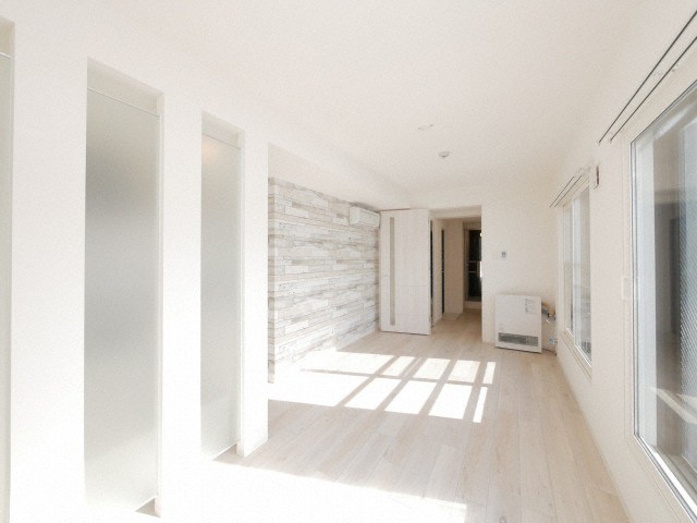 居室・リビング　使いやすい広々としたリビングです♪