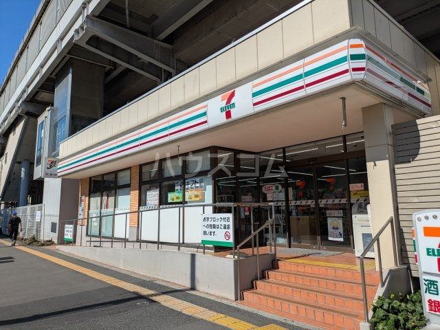 コンビニ　セブンイレブン　新馬場駅（コンビニ）まで185m