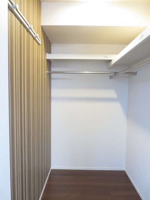 収納　ウォークインクローゼット