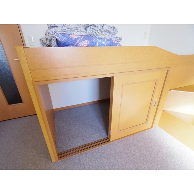 収納　ベッド下収納