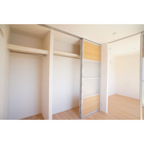 収納　※同仕様、別の部屋の写真です