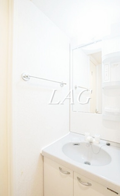 洗面設備　独立洗面台です。