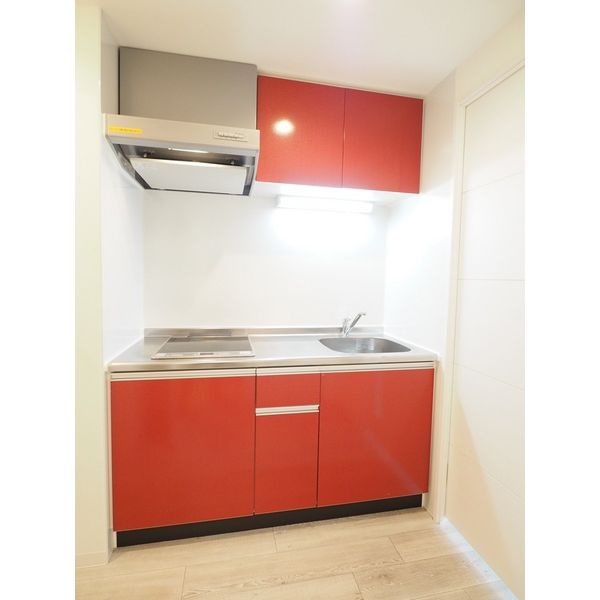 キッチン　※写真は同じマンションの違う部屋のものになります。