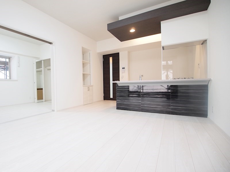 居室・リビング　リビング広々13帖越え。