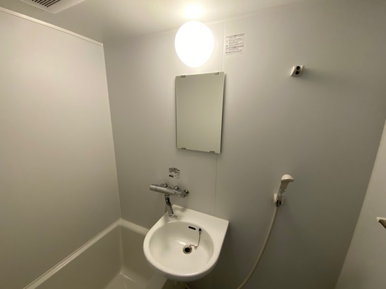 洗面設備　※別の部屋の写真です