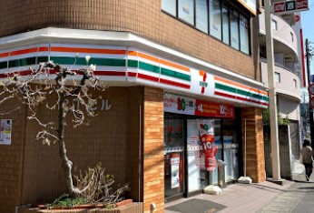 コンビニ　セブンイレブン 川崎登戸新町店（コンビニ）まで504m